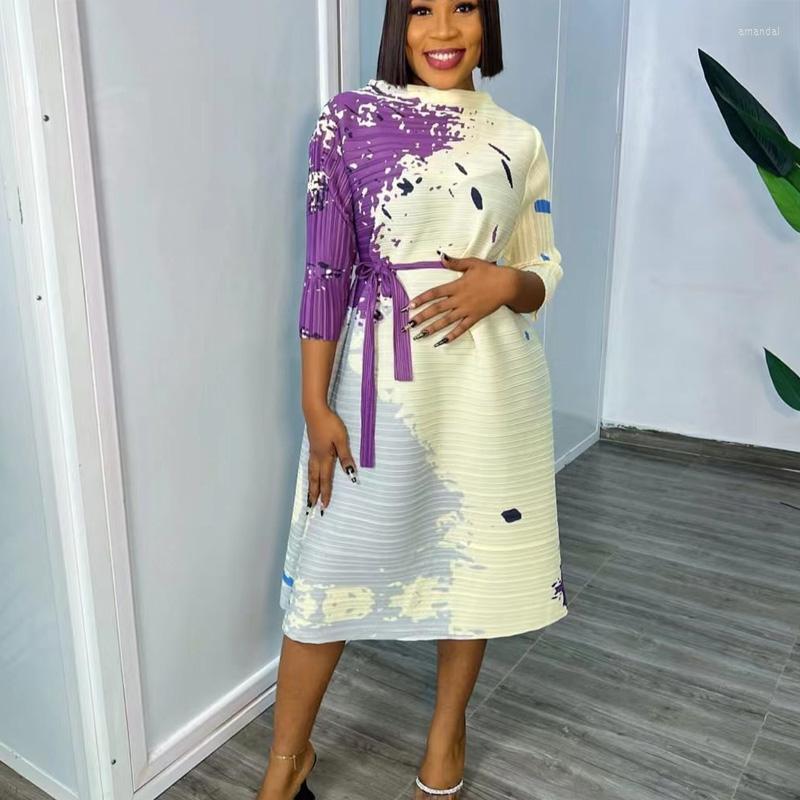 Casual Dresses 2022 Autumn Fashion Mid-length Pleated Dress Temperament Loose Show Thin Stitching Beaded Vestido Robe Elegant
Casual Dresses 2022 Autumn Fashion Mid-length Pleated Dress Temperament Loose Show Thin Stitching Beaded Vestido Robe Elegant