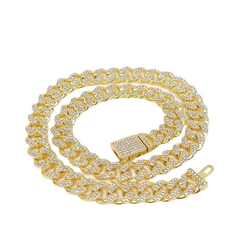 12mm hip hop full diamond encrusted Cuban chain necklace for men saturn luxury designer necklaces medusa chains jewelry designers pendant channel unisex charms
12mm hip hop full diamond encrusted Cuban chain necklace for men saturn luxury designer necklaces medusa chains jewelry designers pendant channel unisex charms