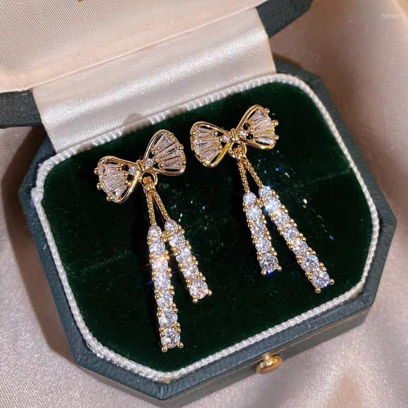 Dangle Earrings Bow Crystal Drop With Bling Cubic Zirconia Temperament Women High Quality Silver Color Trendy Jewelry
Dangle Earrings Bow Crystal Drop With Bling Cubic Zirconia Temperament Women High Quality Silver Color Trendy Jewelry