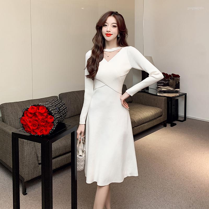 Casual Dresses High Quality French Thicken Warm Knit Dress Autumn Winter Temperament Slim Hollow Out O-Neck Sweater, Black
Casual Dresses High Quality French Thicken Warm Knit Dress Autumn Winter Temperament Slim Hollow Out O-Neck Sweater, Black