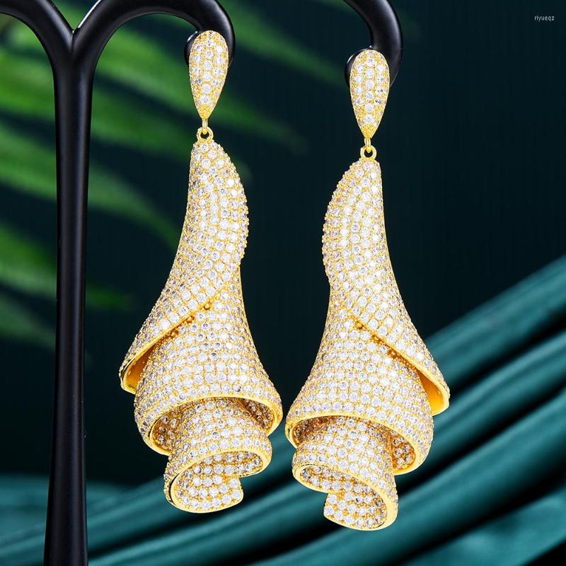 Dangle Earrings GODKI Original Luxury Rose Flower Pendant For Women Wedding Party Shiny Jewelry High Quality Accessories
Dangle Earrings GODKI Original Luxury Rose Flower Pendant For Women Wedding Party Shiny Jewelry High Quality Accessories