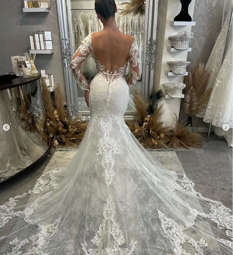 Gorgeous Mermaid Wedding Dresses Bridal Gown Long Sleeves Lace Applique Ruffles Satin Sweep Train Custom Made Beach Country Plus Size Vestido De Novia