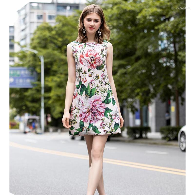 Casual Dresses Women Runway Dress 2022 High Quality Summer Sleeveless Floral Print Mini Vestidos NP1119N, Picture shown
Casual Dresses Women Runway Dress 2022 High Quality Summer Sleeveless Floral Print Mini Vestidos NP1119N, Picture shown
