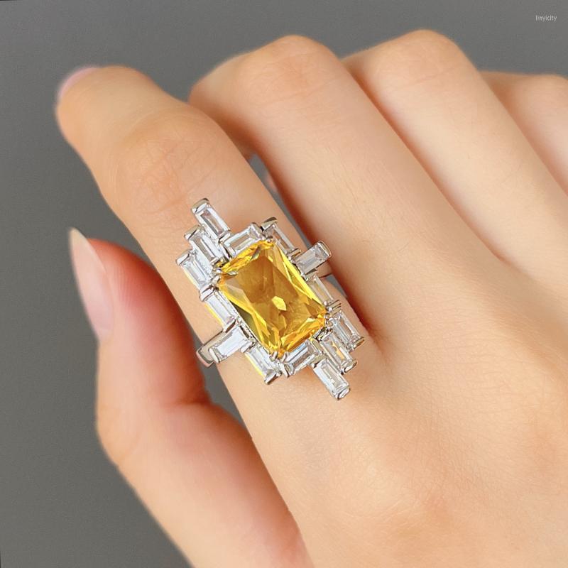 Wedding Rings CAOSHI Fashion Design Ring Female Party Accessories With Brilliant Crystal Personality Gift For Women Creative Style Jewelry
Wedding Rings CAOSHI Fashion Design Ring Female Party Accessories With Brilliant Crystal Personality Gift For Women Creative Style Jewelry