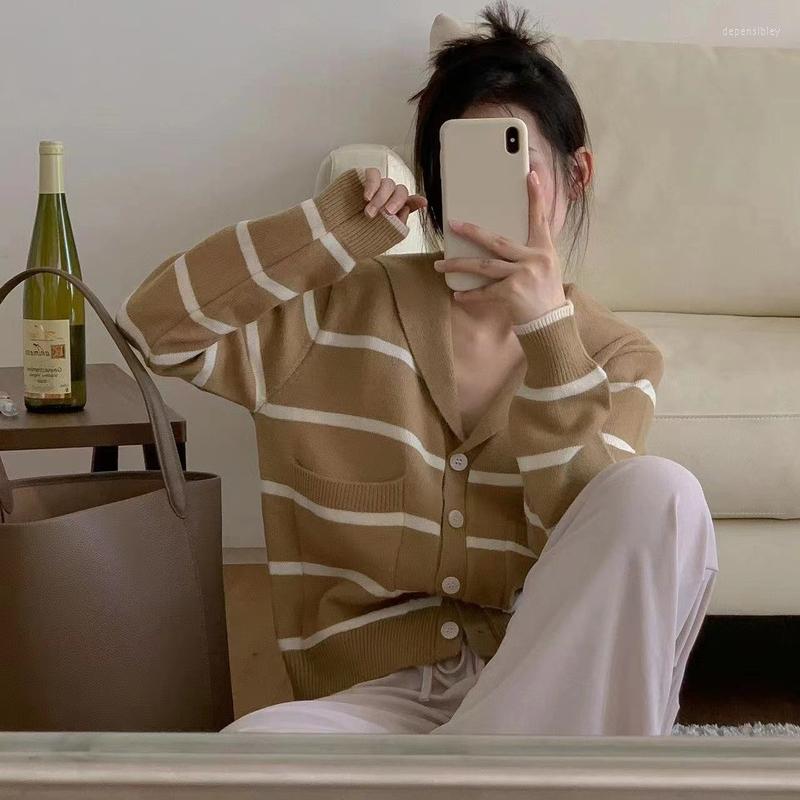 Women's Knits 2022 Autumn Striped Color Matching Sailor Collar Knitted Cardigan Top Loose Outer Wear Soft Glutinous Sweater Sweet Gentle, Brown
Women's Knits 2022 Autumn Striped Color Matching Sailor Collar Knitted Cardigan Top Loose Outer Wear Soft Glutinous Sweater Sweet Gentle, Brown