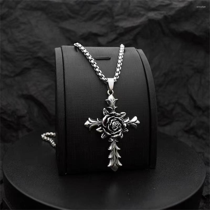 Pendant Necklaces Rose Cross Necklace Hip Hop European American Style Disco Men And Women Lovers Sweater Chain Jewelry Gift
Pendant Necklaces Rose Cross Necklace Hip Hop European American Style Disco Men And Women Lovers Sweater Chain Jewelry Gift