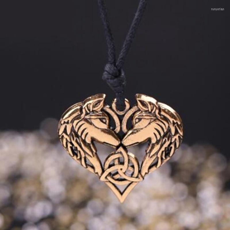 Pendant Necklaces Vintage Personality Viking Double Wolf Necklace Norse Original Animal Jewelry
Pendant Necklaces Vintage Personality Viking Double Wolf Necklace Norse Original Animal Jewelry