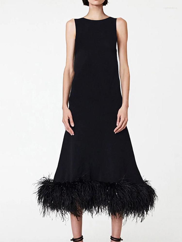 Casual Dresses 2022 Autumn Sexy Dress Women Runway Fashion Black White Bow Belt Feathers Patchwork Sleeveless Elegant Party
Casual Dresses 2022 Autumn Sexy Dress Women Runway Fashion Black White Bow Belt Feathers Patchwork Sleeveless Elegant Party