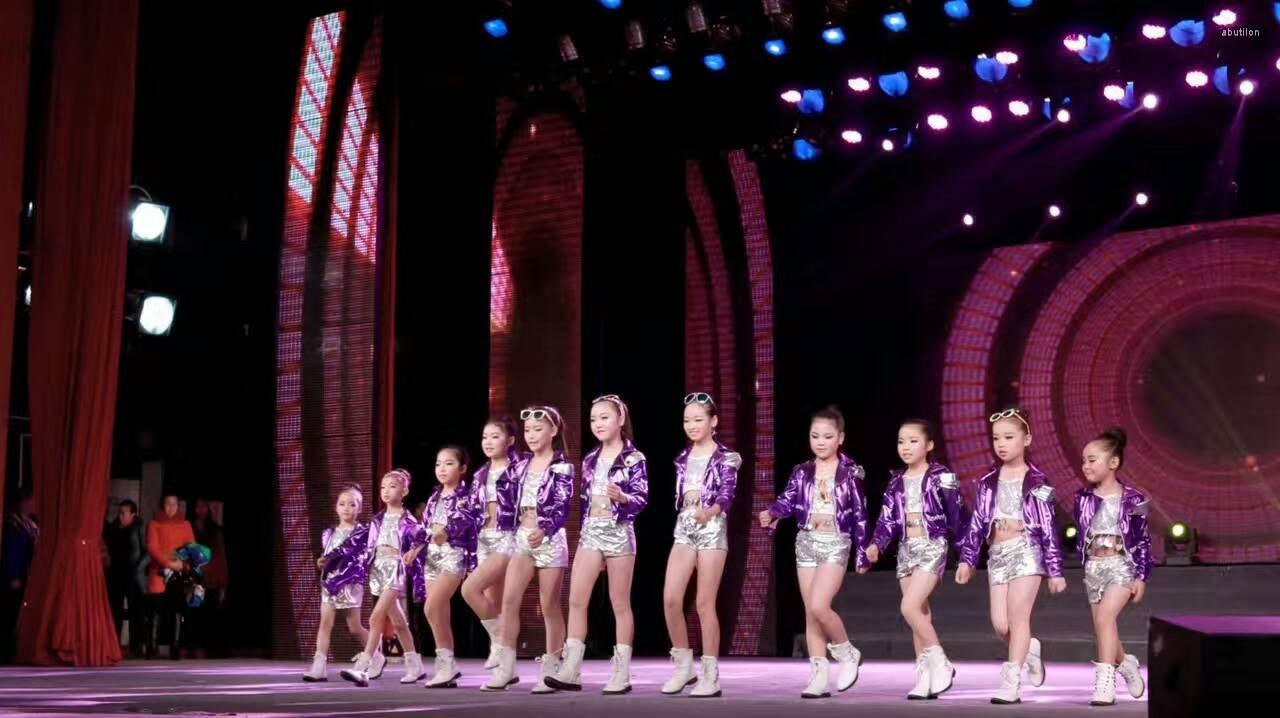 Stage Wear Children's Jazz Costumes Personalized Clothing Girls Modern Dance Hip-hop Performance Kindergarten Clothes
Stage Wear Children's Jazz Costumes Personalized Clothing Girls Modern Dance Hip-hop Performance Kindergarten Clothes