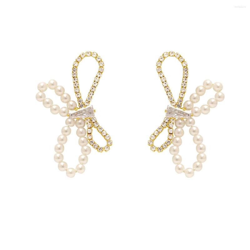 Stud Earrings Bow Pearl Trend Fashion Korean Ladies Temperament Retro High-end Elegant Jewelry Earrrings
Stud Earrings Bow Pearl Trend Fashion Korean Ladies Temperament Retro High-end Elegant Jewelry Earrrings