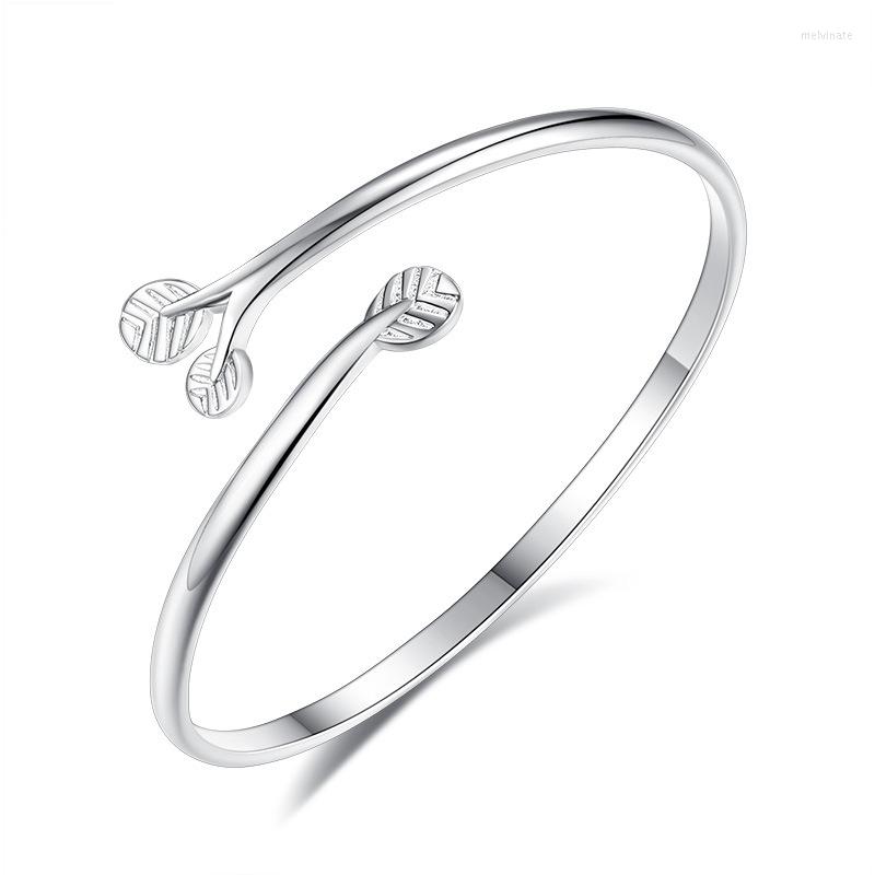 Bangle Lucky Clover Ajustable Lovely Flower Bracelet Cuff Bangdle For Women Lady Internal Diameter 55mm
Bangle Lucky Clover Ajustable Lovely Flower Bracelet Cuff Bangdle For Women Lady Internal Diameter 55mm