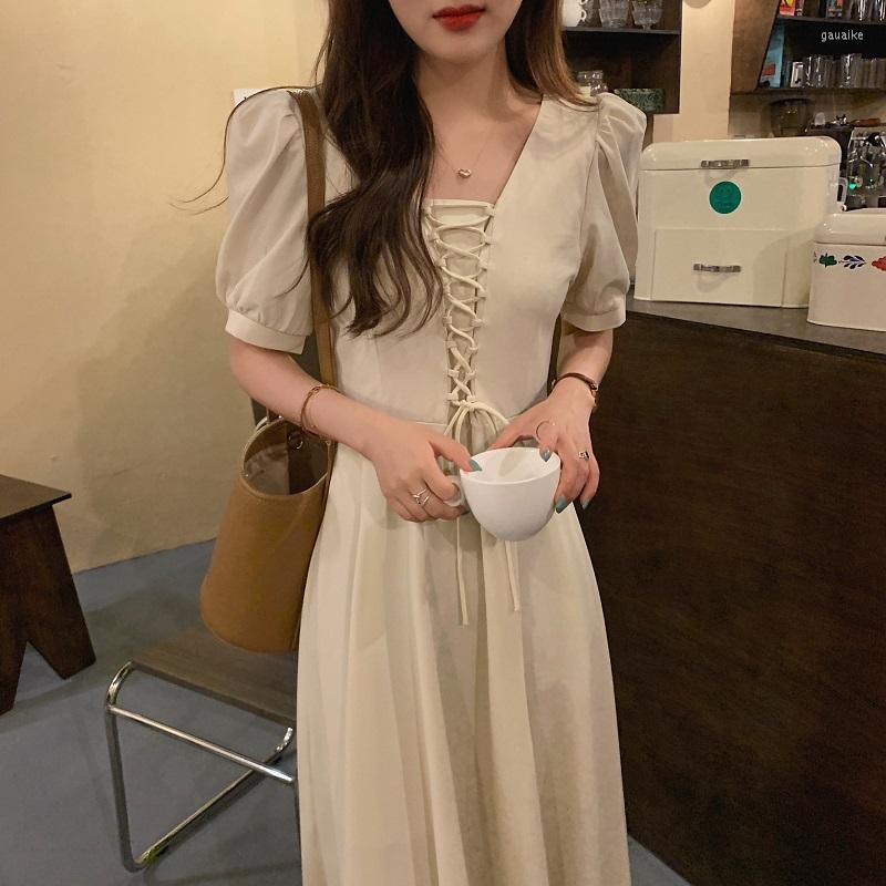 Party Dresses 2022 Women Summer Vintage Beige Long Bandage Dress Lacing Up Slim Waist A-line Folds Midi Pullover Sundress
Party Dresses 2022 Women Summer Vintage Beige Long Bandage Dress Lacing Up Slim Waist A-line Folds Midi Pullover Sundress