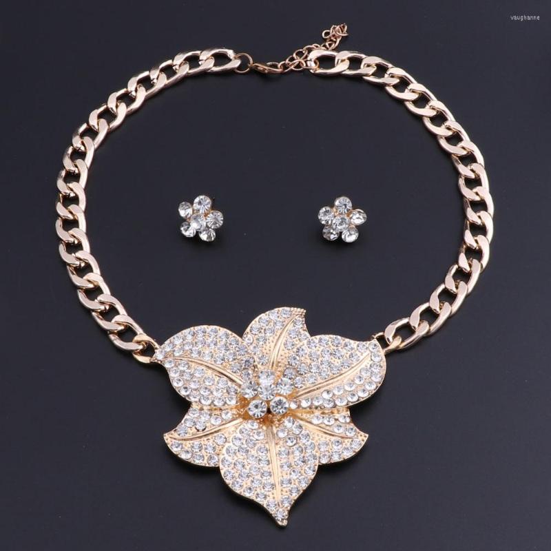Necklace Earrings Set OEOEOS Big Flower Gold Color Crystal Pendant And Party Jewelry For Women Trendy, Picture shown
Necklace Earrings Set OEOEOS Big Flower Gold Color Crystal Pendant And Party Jewelry For Women Trendy, Picture shown