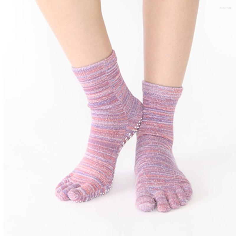 Athletic Socks Adults Women Five Toe Yoga With Silicone Dots Bottom Femme Pilates Barre Exercise Training Wear, Yellow
Athletic Socks Adults Women Five Toe Yoga With Silicone Dots Bottom Femme Pilates Barre Exercise Training Wear, Yellow