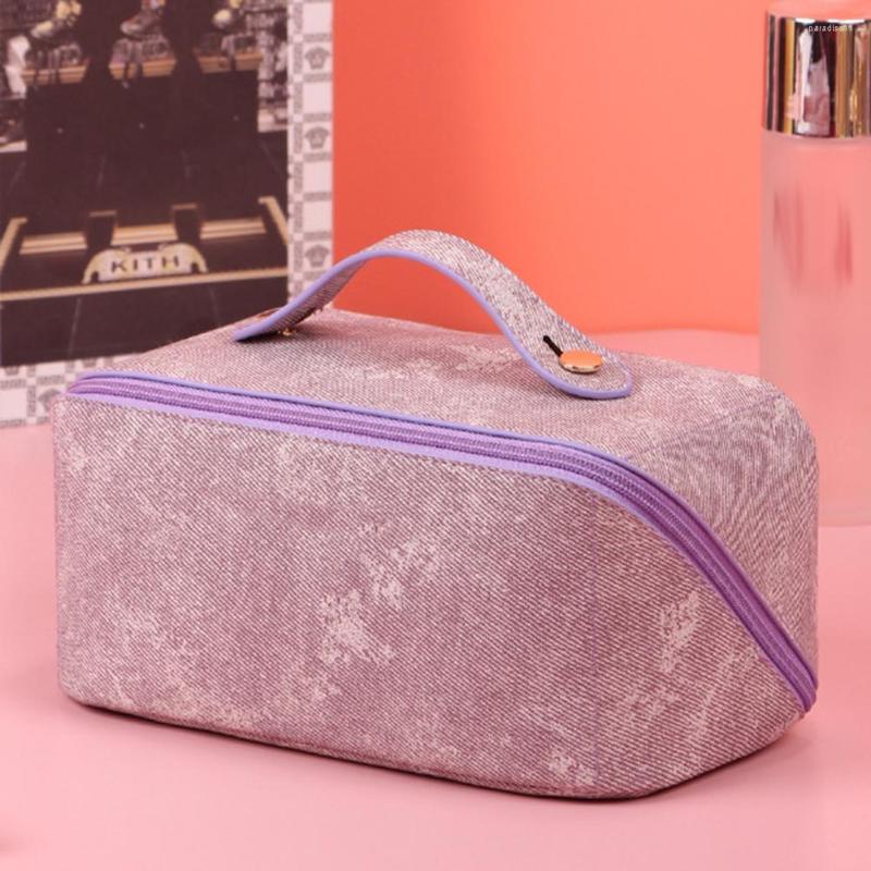 Cosmetic Bags PU Leather Bag Large Capacity Storage Multifunction Zipper Portable Fashion Soft Casual For Swimming Fitness, Purple
Cosmetic Bags PU Leather Bag Large Capacity Storage Multifunction Zipper Portable Fashion Soft Casual For Swimming Fitness, Purple