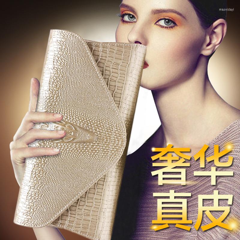 Evening Bags Silver Envelope Clutch Bag Crocodile Pattern Leather Genuine Messenger Women Crossbody Purses And Handbag Designer, Blue and pink
Evening Bags Silver Envelope Clutch Bag Crocodile Pattern Leather Genuine Messenger Women Crossbody Purses And Handbag Designer, Blue and pink