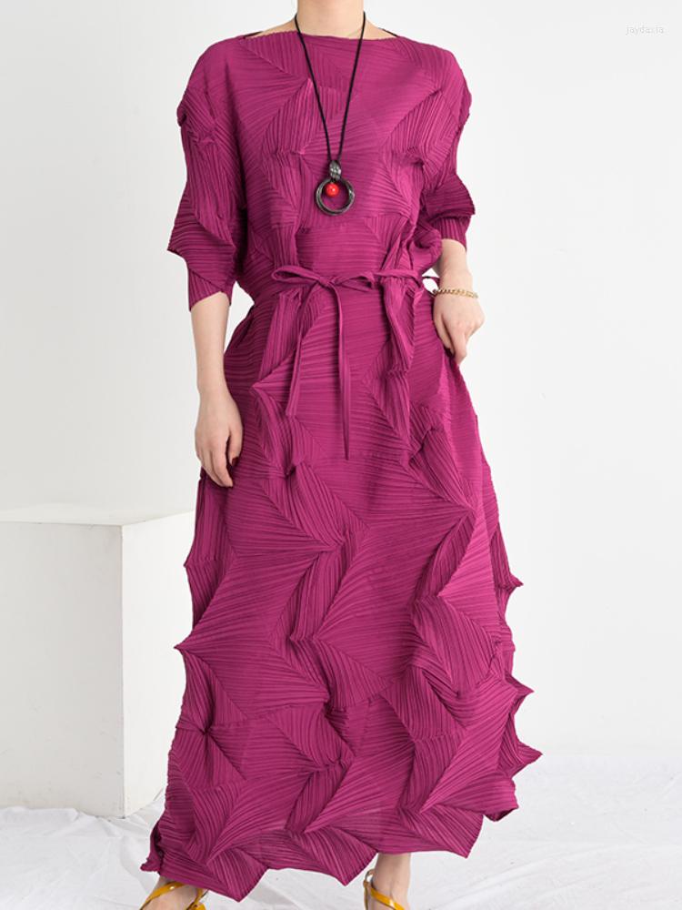 Casual Dresses Miyake Women Pleated Dress 2022 Half Sleeve Autumn Loose Bandage With Belt Elegant African Maxi Long Vestidos, Purple
Casual Dresses Miyake Women Pleated Dress 2022 Half Sleeve Autumn Loose Bandage With Belt Elegant African Maxi Long Vestidos, Purple