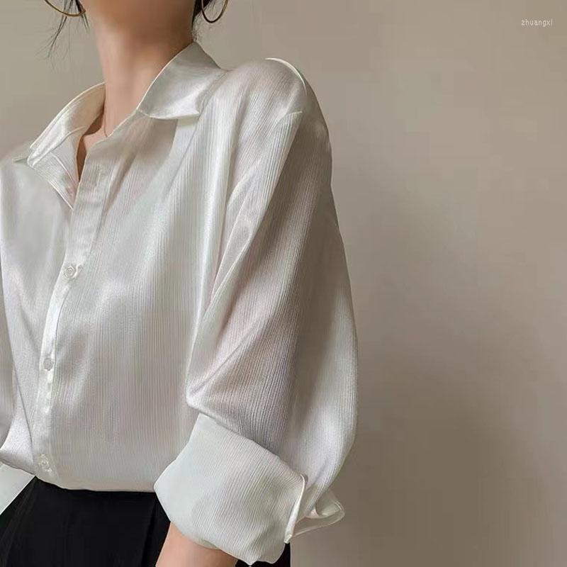 Women' Blouses 2022 Women' Summer Blouse Thin White Satin Polo Collar Long Sleeve Shirt Button Drape Casual Korean Style Fashion Top
Women' Blouses 2022 Women' Summer Blouse Thin White Satin Polo Collar Long Sleeve Shirt Button Drape Casual Korean Style Fashion Top