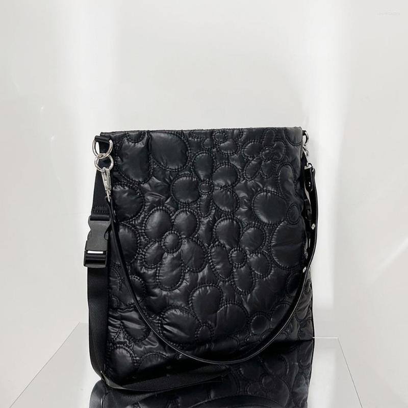 Evening Bags Designer Padded Crossbody For Women 2022 Luxury Floral Quilted Bucket Bag Shoulder Brand Nylon Handbags And Purse, Black
Evening Bags Designer Padded Crossbody For Women 2022 Luxury Floral Quilted Bucket Bag Shoulder Brand Nylon Handbags And Purse, Black