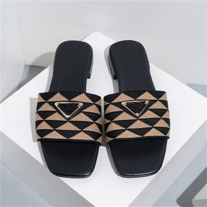 Designer Women Sandals Triangle Embroidery Slippers Fashion Ladies Sandal Casual Flat Heel Grid Slides Summer Beach Shoes, Pink
Designer Women Sandals Triangle Embroidery Slippers Fashion Ladies Sandal Casual Flat Heel Grid Slides Summer Beach Shoes, Pink