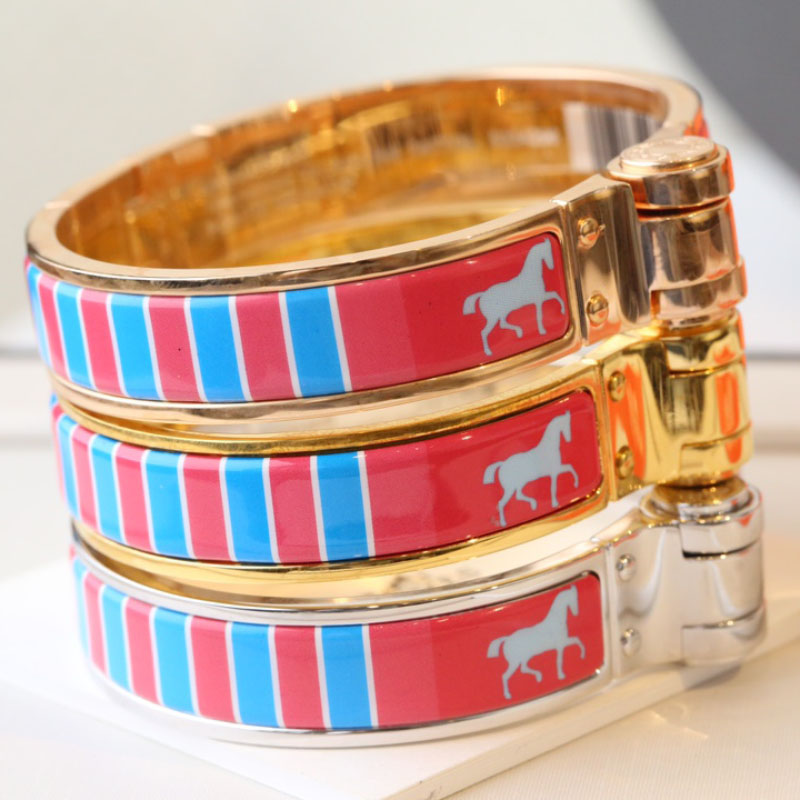 Enamel clic bangle for women charm bracelets 12mm small size snap-fastener red blue enamel
Enamel clic bangle for women charm bracelets 12mm small size snap-fastener red blue enamel