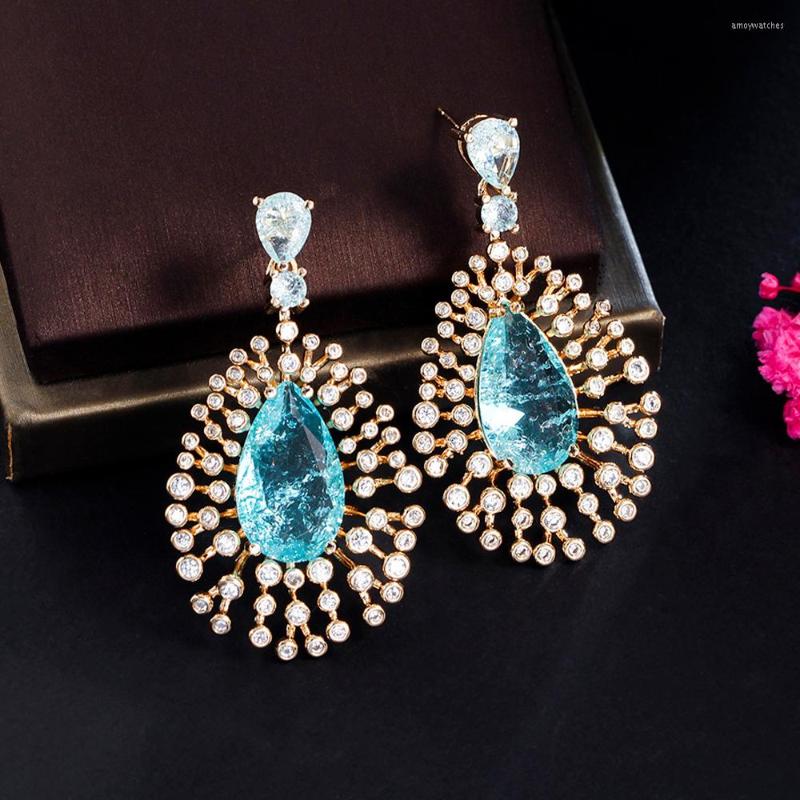 Dangle Earrings ThreeGraces Trendy Light Blue Broken Cubic Zirconia Big Water Drop For Women Fashion Daily Party Jewelry ER864
Dangle Earrings ThreeGraces Trendy Light Blue Broken Cubic Zirconia Big Water Drop For Women Fashion Daily Party Jewelry ER864