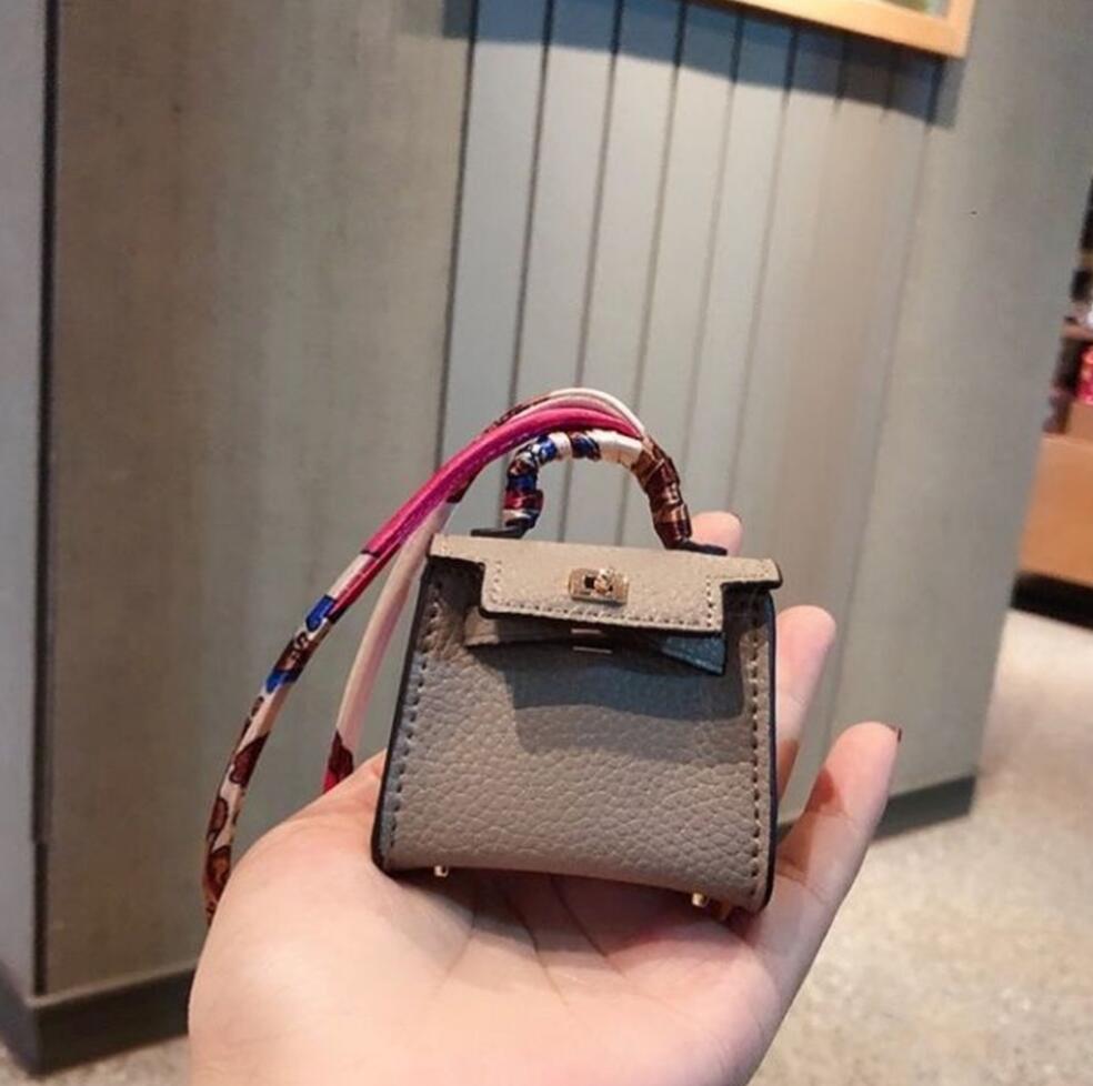Fashion Mini Coin Purses Accessories classic PU keychain handbag Pendant Wallets Womens Leisure Designer Change Purse 6.5cm 12 Color, 01
Fashion Mini Coin Purses Accessories classic PU keychain handbag Pendant Wallets Womens Leisure Designer Change Purse 6.5cm 12 Color, 01