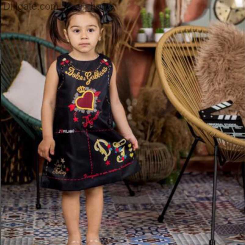 Beach Girls Dress Summer Vintage Royal Style Printing Pattern Kids Vest Dresses for Girl Clothing Toddler Boho Costumes Vestidos yayihong, White
Beach Girls Dress Summer Vintage Royal Style Printing Pattern Kids Vest Dresses for Girl Clothing Toddler Boho Costumes Vestidos yayihong, White