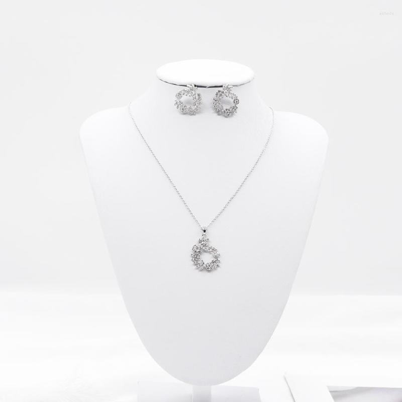 Necklace Earrings Set Round Flower Women's High Quality Crystal Sweet Cute Romantic Back Garden Little Rose Fashion Jewelry, Picture shown 
Necklace Earrings Set Round Flower Women's High Quality Crystal Sweet Cute Romantic Back Garden Little Rose Fashion Jewelry, Picture shown