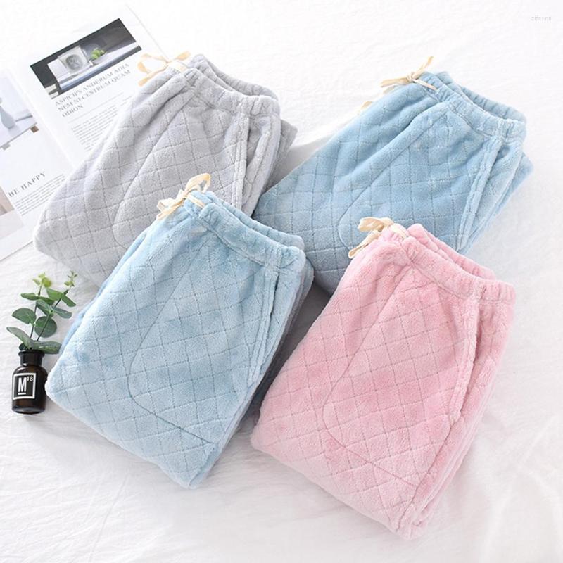 Women's Sleepwear Winter Pants Thick Warm Pijamas Velvet Loose Home Casual Soft Elastic Waist Trousers Women Men Sleep Bottoms Diamond Plaid, Thin velvet white
Women's Sleepwear Winter Pants Thick Warm Pijamas Velvet Loose Home Casual Soft Elastic Waist Trousers Women Men Sleep Bottoms Diamond Plaid, Thin velvet white