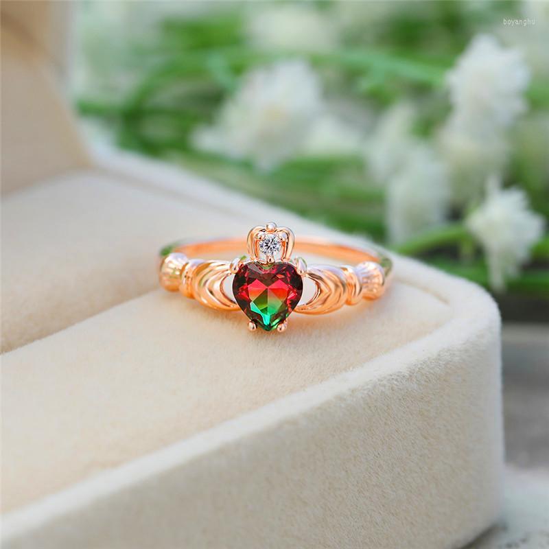 Wedding Rings RongXing Red Green Crystal Watermelon Zircon Heart Claddagh For Women Vintage Rose Gold Filled Bridal Engagement Ring Gift
Wedding Rings RongXing Red Green Crystal Watermelon Zircon Heart Claddagh For Women Vintage Rose Gold Filled Bridal Engagement Ring Gift