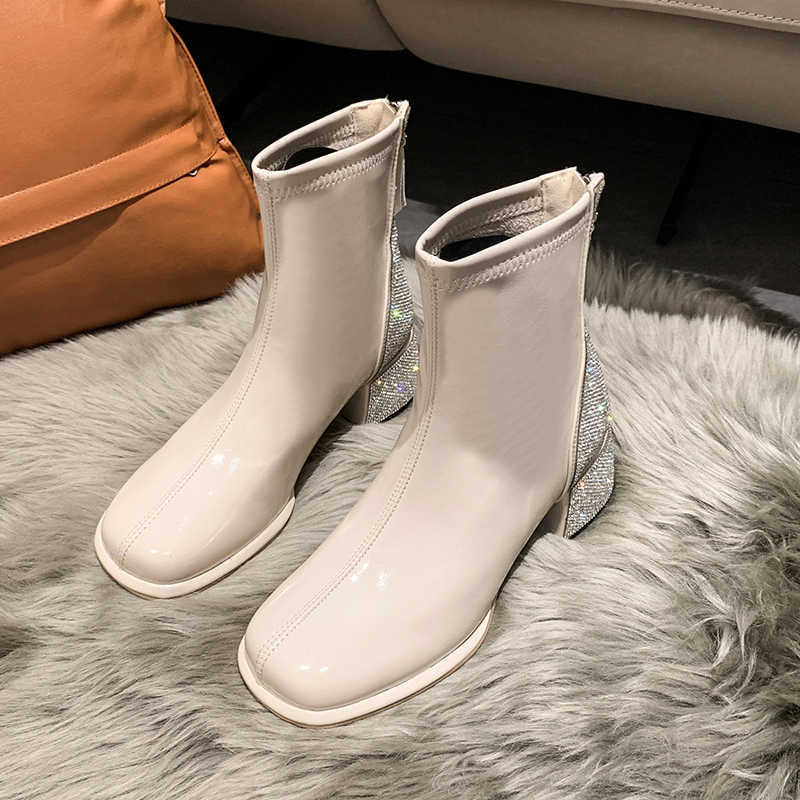 Boots Bkqu Pu Rhinestone Square Toe Short Women's 2022 New High Heels Thick Middle Fashion Demonia 221215, Creamy-white
Boots Bkqu Pu Rhinestone Square Toe Short Women's 2022 New High Heels Thick Middle Fashion Demonia 221215, Creamy-white