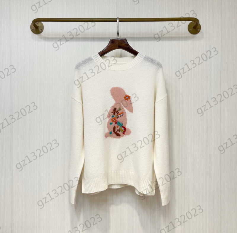 Womens Sweaters Chest Hand-made Three-dimensional Rabbit Embroidery Round Collar Pullover Knitted Sweater Pure Wool Warm Slim Knitwear Women Apparel 3 Colors 1970
Womens Sweaters Chest Hand-made Three-dimensional Rabbit Embroidery Round Collar Pullover Knitted Sweater Pure Wool Warm Slim Knitwear Women Apparel 3 Colors 1970