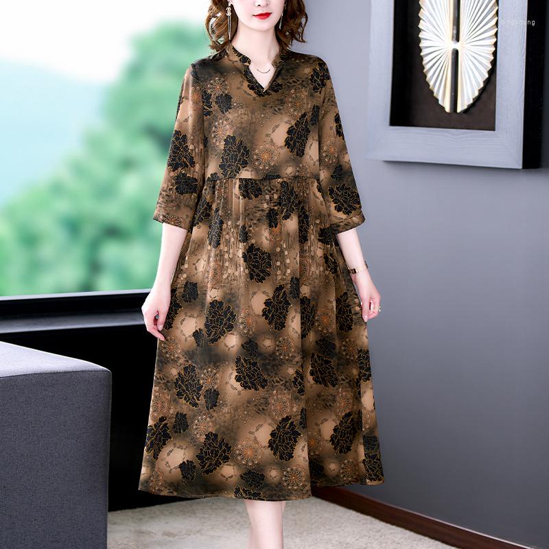 Casual Dresses 2022 Summer Loose Silk 7/4 Sleeve Printed Dress Women's Elegant Luxury Beach Style Retro Knee Length, Picture shown
Casual Dresses 2022 Summer Loose Silk 7/4 Sleeve Printed Dress Women's Elegant Luxury Beach Style Retro Knee Length, Picture shown