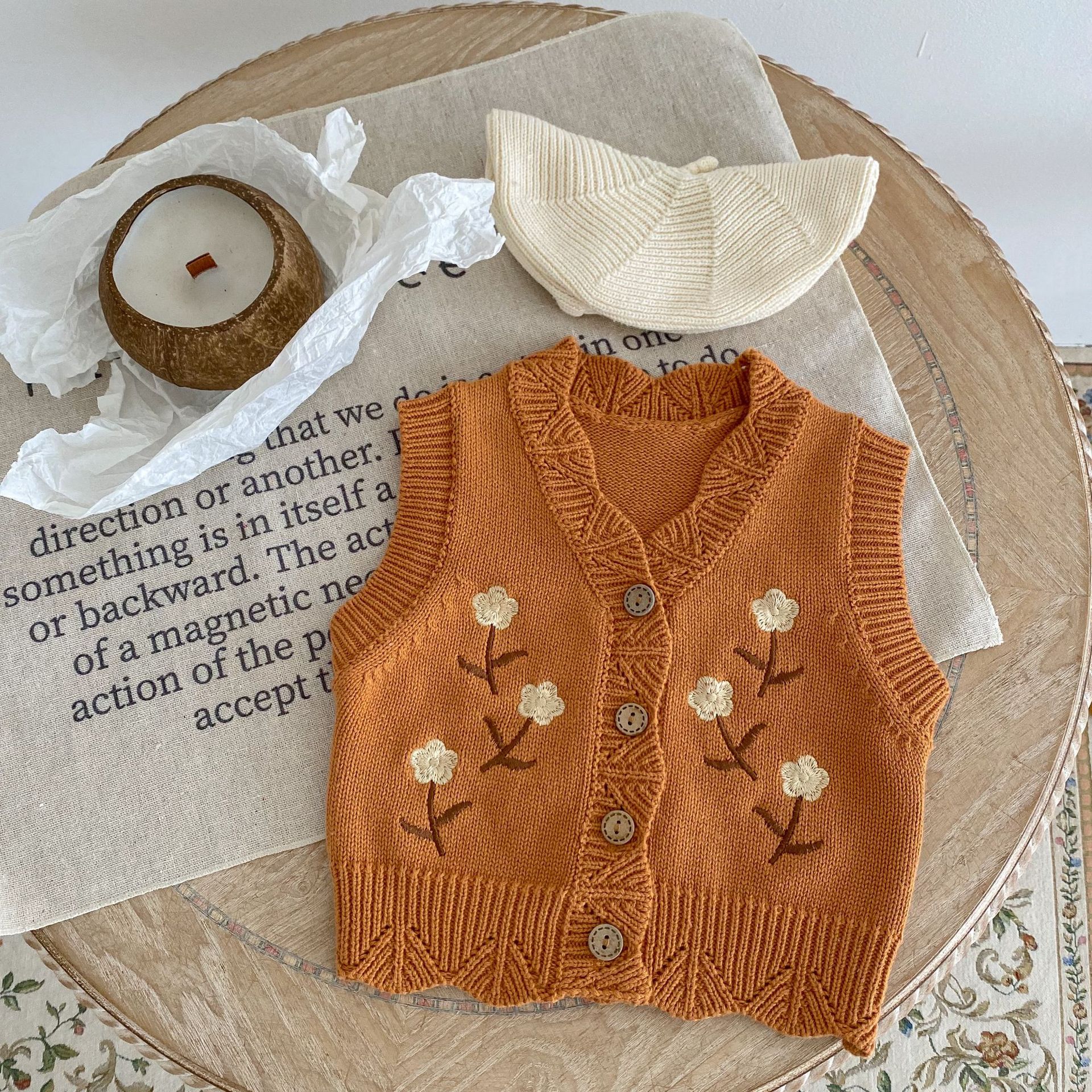 INS baby kids clothing sweater Vest V-neck Knitted Embroidery Flower Camel Cardigan 100% Cotton Boutique Girl sweaters
INS baby kids clothing sweater Vest V-neck Knitted Embroidery Flower Camel Cardigan 100% Cotton Boutique Girl sweaters