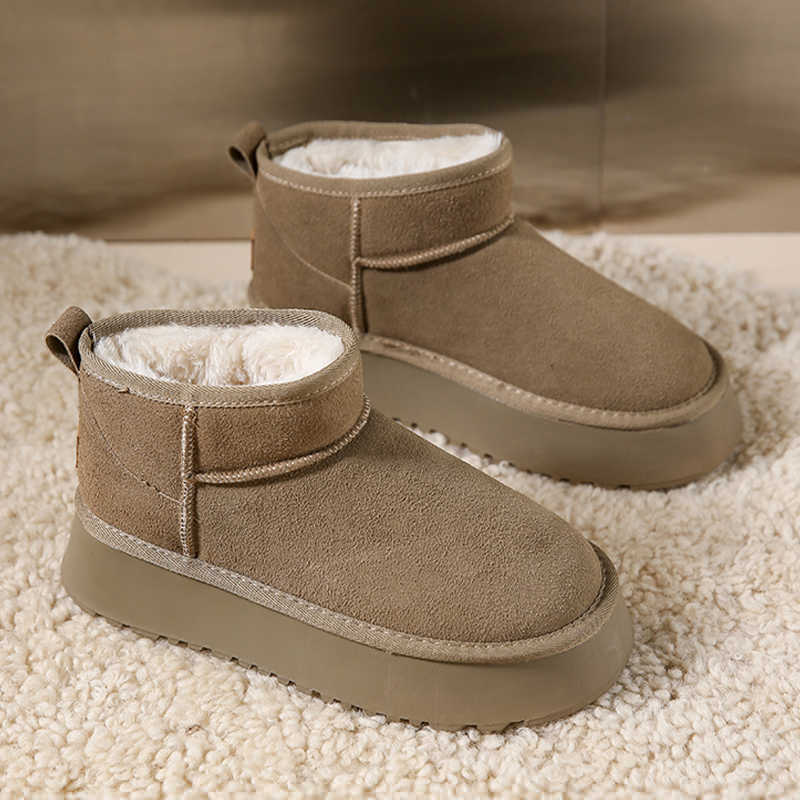 Boots Winter Women Flats Plush Cotton Chelsea Ankle New Designer Platform Suede Snow Fur Warm Botas Casual Shoes 221213, Black
Boots Winter Women Flats Plush Cotton Chelsea Ankle New Designer Platform Suede Snow Fur Warm Botas Casual Shoes 221213, Black