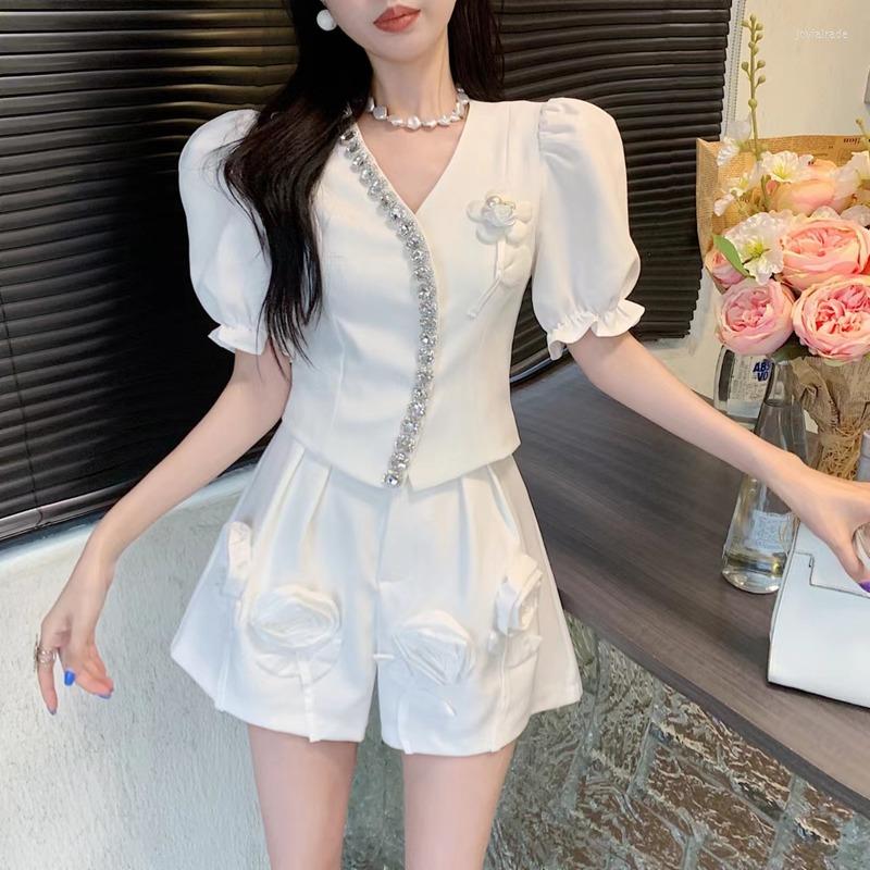 Women' Tracksuits Sweet Fashion Shorts Sets Exquisite Diamonds Puff Sleeve Tops Chic 3d Floral Patchwork Short Femme Summer 2 Piece Womens, White 2 pcs
Women' Tracksuits Sweet Fashion Shorts Sets Exquisite Diamonds Puff Sleeve Tops Chic 3d Floral Patchwork Short Femme Summer 2 Piece Womens, White 2 pcs