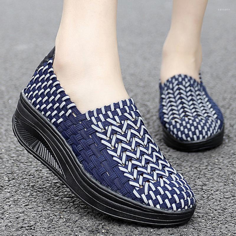 Dress Shoes Fashion Striped Plaid Gymnasium Sport Reflective At Night Hand-woven Pumps Women Casual Running Trend Platform, Blue
Dress Shoes Fashion Striped Plaid Gymnasium Sport Reflective At Night Hand-woven Pumps Women Casual Running Trend Platform, Blue