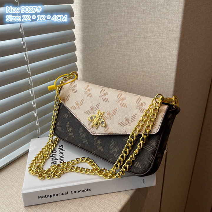 Wholesale factory ladies shoulder bags 2 colors sweet and lovely diamond chain bag exotic printed leather handbag retro gold buckle mobile wallet