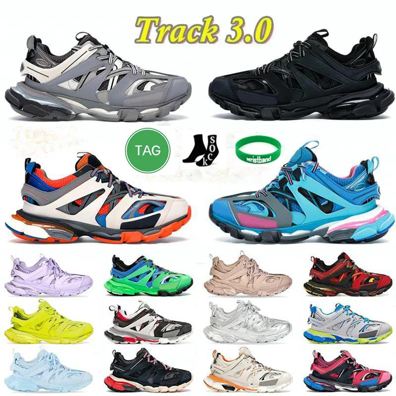 Designer Tracks Shoes Fashion Triple's Sneakers Women Shoe Breathable Mesh Leather Lighweight Trainer High-quality Sneaker Running Trainers Classic Versatile, 06
Designer Tracks Shoes Fashion Triple's Sneakers Women Shoe Breathable Mesh Leather Lighweight Trainer High-quality Sneaker Running Trainers Classic Versatile, 06
