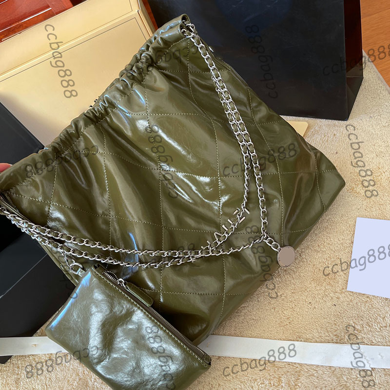 22A Oil Wax Leather Quilted 22 Shiopping Bags Large Capacity With Coin Badge Wallet Pouch Antique Silver Metal Hardware Shoulder Handbag Outdoor Ladies Sacoche 34CM, Box
22A Oil Wax Leather Quilted 22 Shiopping Bags Large Capacity With Coin Badge Wallet Pouch Antique Silver Metal Hardware Shoulder Handbag Outdoor Ladies Sacoche 34CM, Box