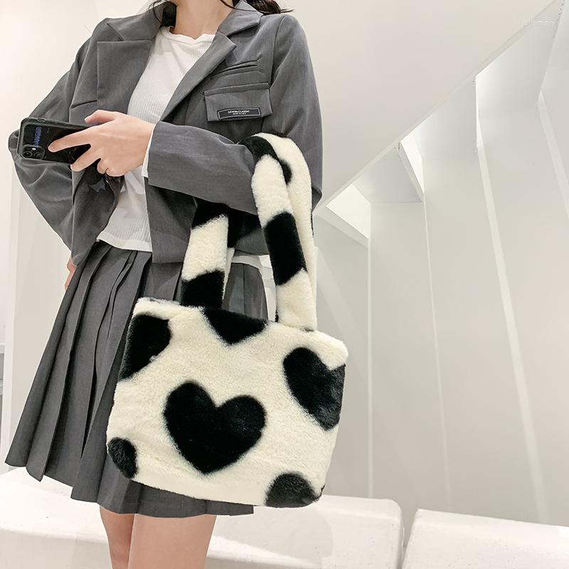 Waist Bags Fluffy Fur Ins Net Celebrity Fashion Cute Plush Bear Bag Female 2022 Autumn And Winter Girl All-match Portable Underarm, Blackbear
Waist Bags Fluffy Fur Ins Net Celebrity Fashion Cute Plush Bear Bag Female 2022 Autumn And Winter Girl All-match Portable Underarm, Blackbear