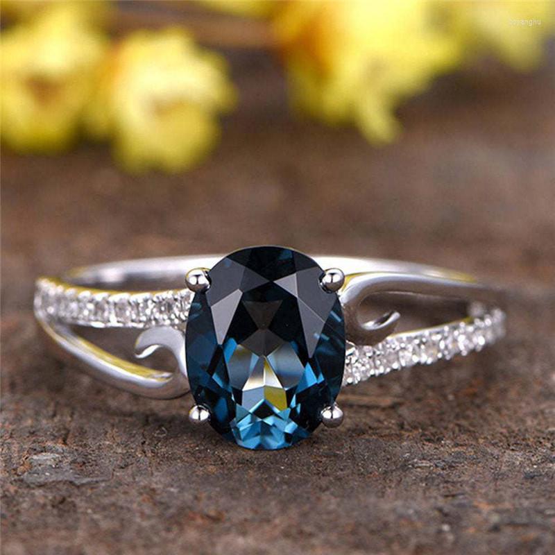 Wedding Rings RongXing Charming Blue Crystal Oval Zircon Vintage For Women Silver Color Birthstone Ring Female Jewelry Gift
Wedding Rings RongXing Charming Blue Crystal Oval Zircon Vintage For Women Silver Color Birthstone Ring Female Jewelry Gift