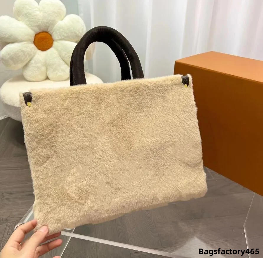 Womens Autumn Winter Totes Designer Plush Embossing Leisure Shopping Bag Large Capacity Women Handbag Single-Shoulder Bag Fashion classic Printing Handbags, Black
Womens Autumn Winter Totes Designer Plush Embossing Leisure Shopping Bag Large Capacity Women Handbag Single-Shoulder Bag Fashion classic Printing Handbags, Black