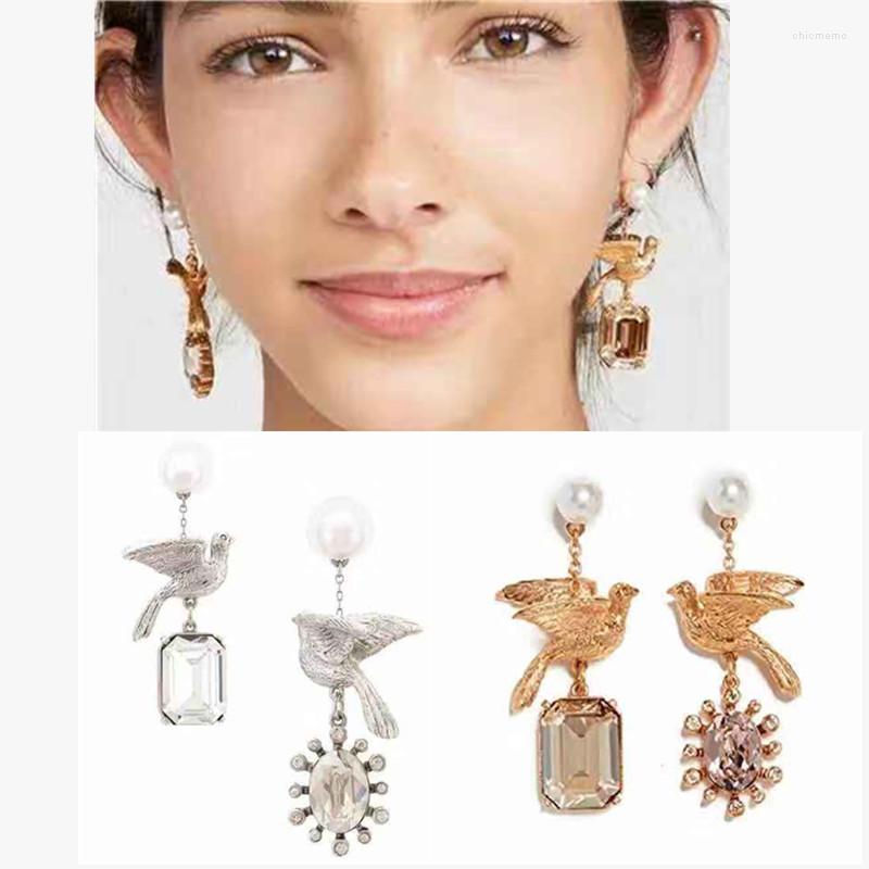 Backs Earrings 2022 Amybaby Luxury Vintage Pearls Crystal Womens Clip Earring Jewelry For Party
Backs Earrings 2022 Amybaby Luxury Vintage Pearls Crystal Womens Clip Earring Jewelry For Party