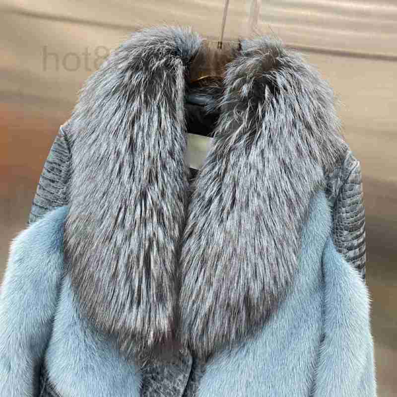 Women's Fur & Faux Designer Winter New Temperament Commuter Mink Splice Fox Coat Women PZ60, Blue9
Women's Fur & Faux Designer Winter New Temperament Commuter Mink Splice Fox Coat Women PZ60, Blue9