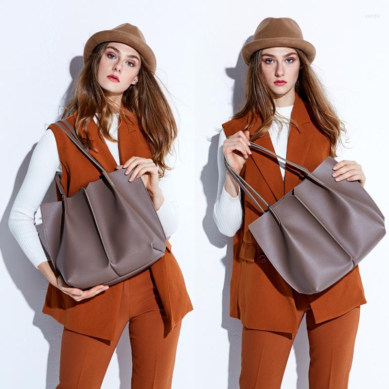 Evening Bags Real Cow Leather Ladies HandBags High Quality Women Genuine Bag Totes Messenger Designer Luxury Shoulder, Black
Evening Bags Real Cow Leather Ladies HandBags High Quality Women Genuine Bag Totes Messenger Designer Luxury Shoulder, Black