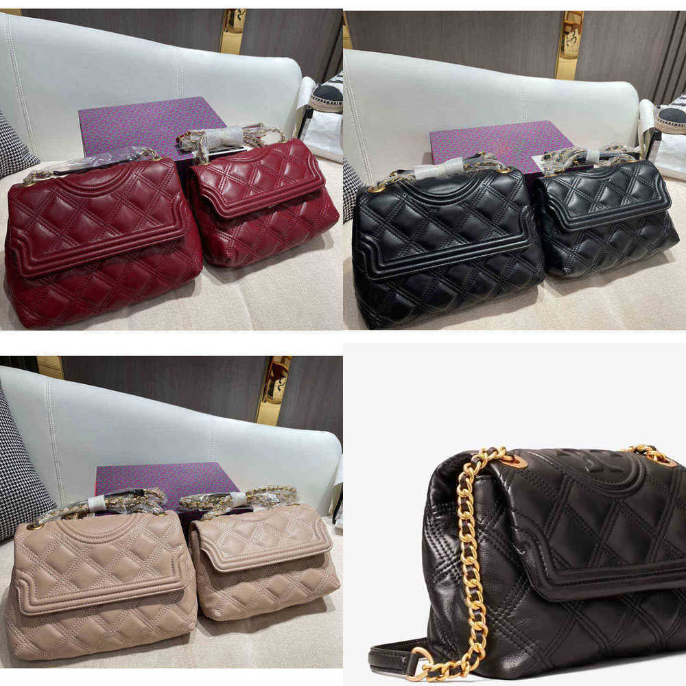 Evening Bags Shoulder Tote Women Retro Handbags New Fashion Messenger Designer Clamshell Chain Ladies Purses Leather Embroidery Rhombus Multicolor, Red
Evening Bags Shoulder Tote Women Retro Handbags New Fashion Messenger Designer Clamshell Chain Ladies Purses Leather Embroidery Rhombus Multicolor, Red