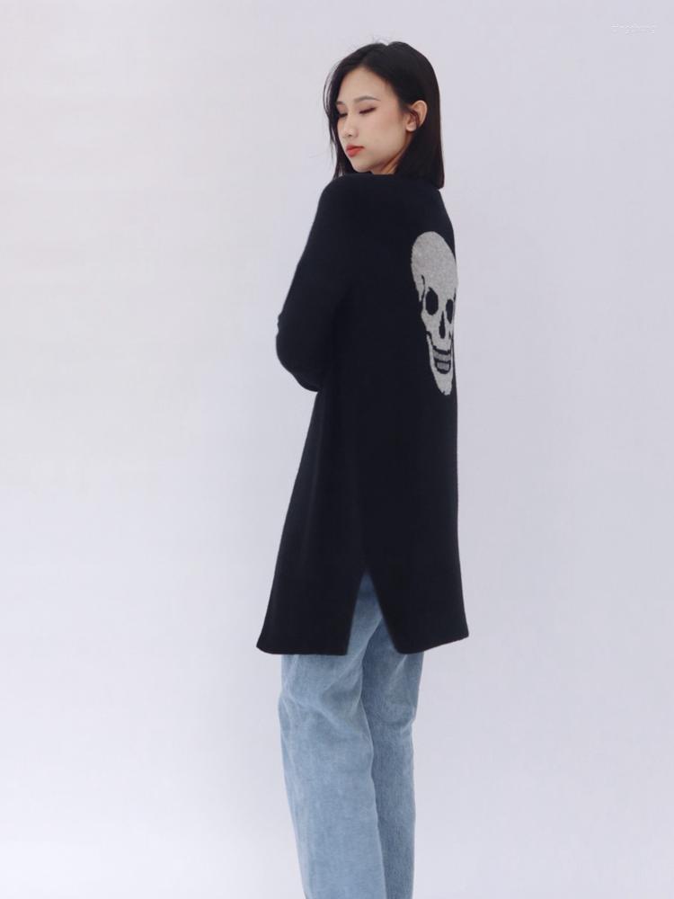 Women' Knits 2022 Autumn And Winter Cashmere Women Cardigan Long-sleeved Knitted Sweater Top, Gray
Women' Knits 2022 Autumn And Winter Cashmere Women Cardigan Long-sleeved Knitted Sweater Top, Gray
