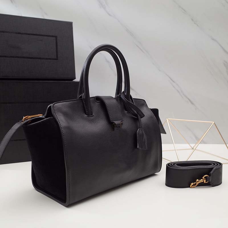 Womens the tote bag purse tote handbags fashion style luxury far bags Pu leather quality handbag Vintage printing shoulder classic crossbody stock cross body wallet, Black
Womens the tote bag purse tote handbags fashion style luxury far bags Pu leather quality handbag Vintage printing shoulder classic crossbody stock cross body wallet, Black